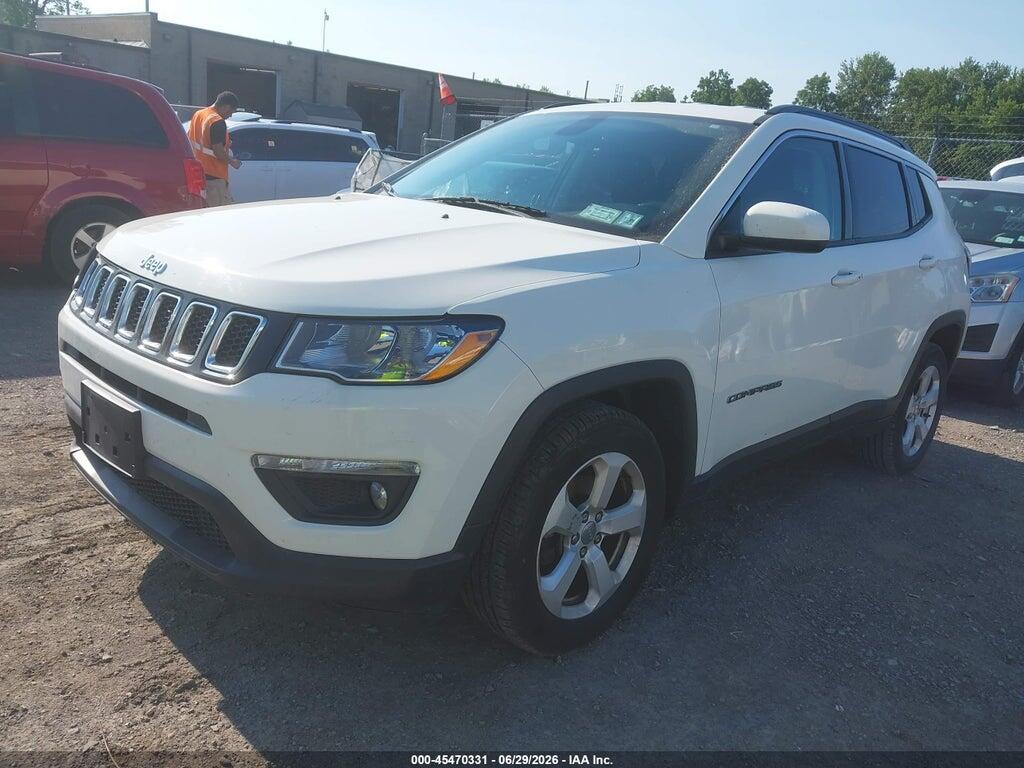 3C4NJDBBXJT113077 2018 JEEP COMPASS photo no. 2