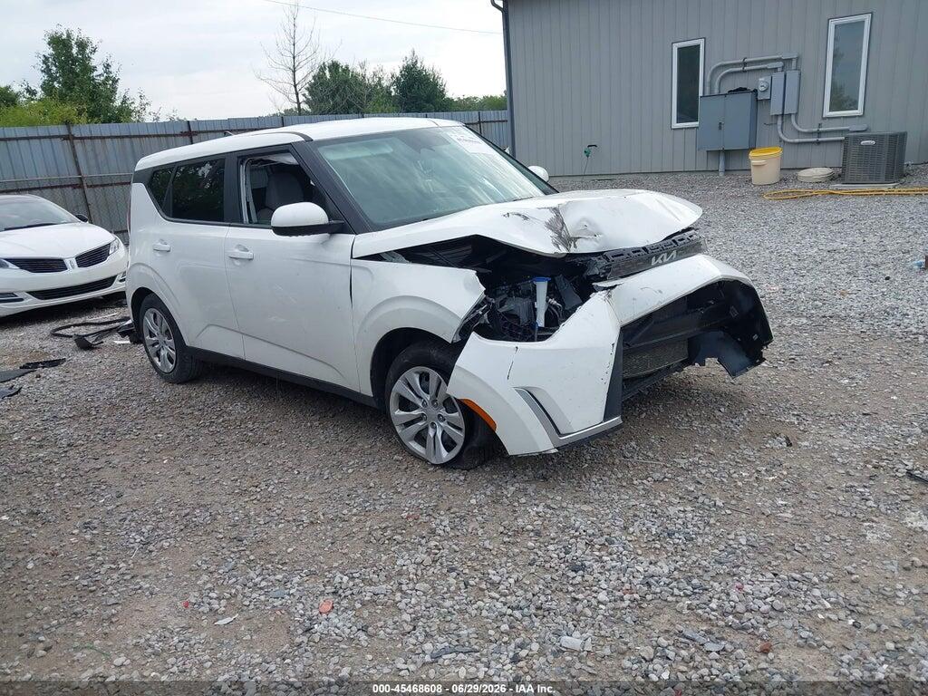 KNDJ23AU6P7845258 2023 KIA SOUL photo no. 1