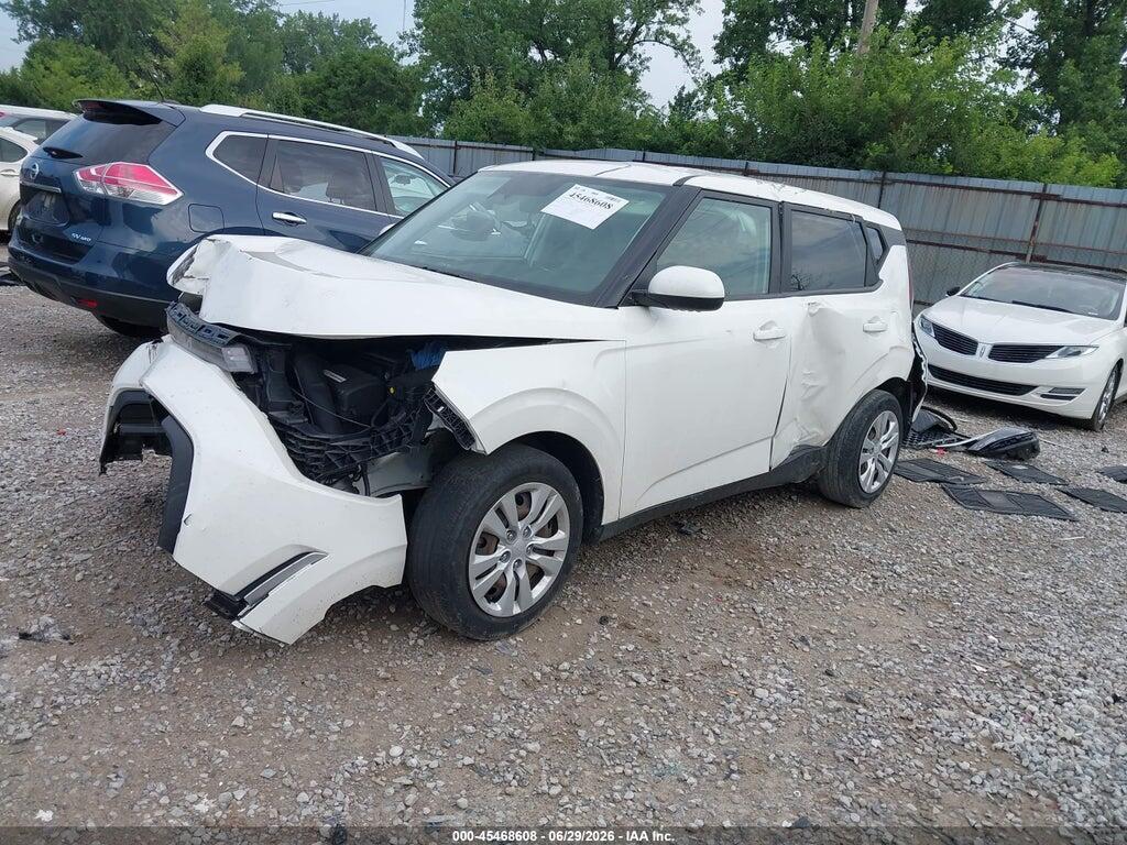 KNDJ23AU6P7845258 2023 KIA SOUL photo no. 2