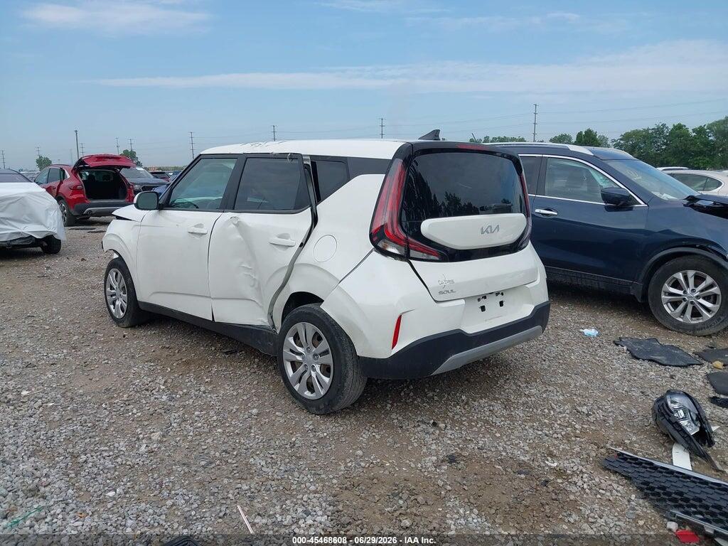 KNDJ23AU6P7845258 2023 KIA SOUL photo no. 3