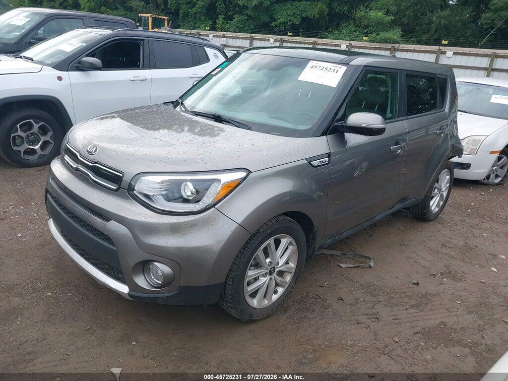KNDJP3A52J7608638 2018 KIA SOUL photo no. 2