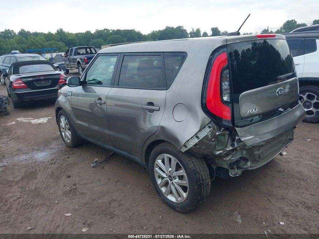 KNDJP3A52J7608638 2018 KIA SOUL photo no. 3