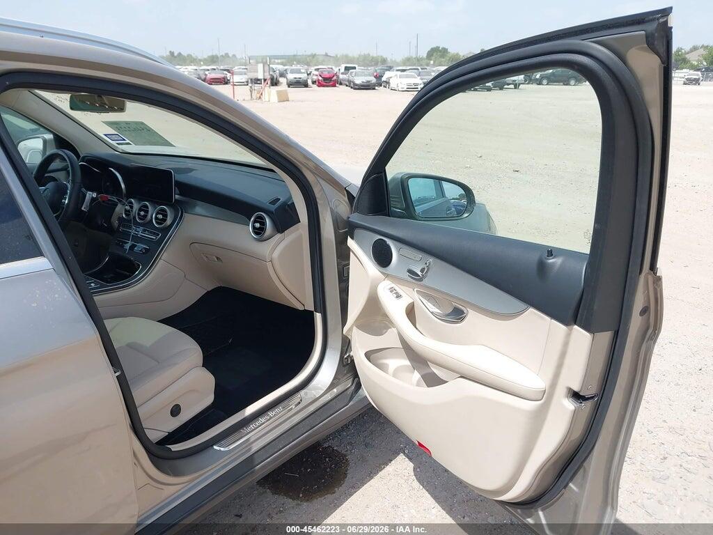 WDC0G8DB3LF724444 2020 MERCEDES-BENZ GLC 300 photo no. 5