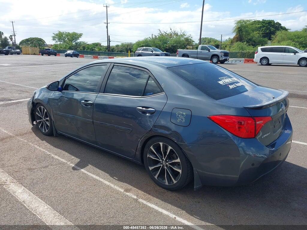 5YFBURHE4HP583806 2017 TOYOTA COROLLA photo no. 3