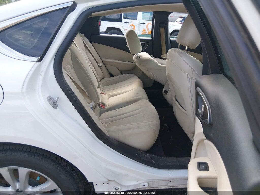 1C3CCCAB0GN168597 2016 CHRYSLER 200 photo no. 8