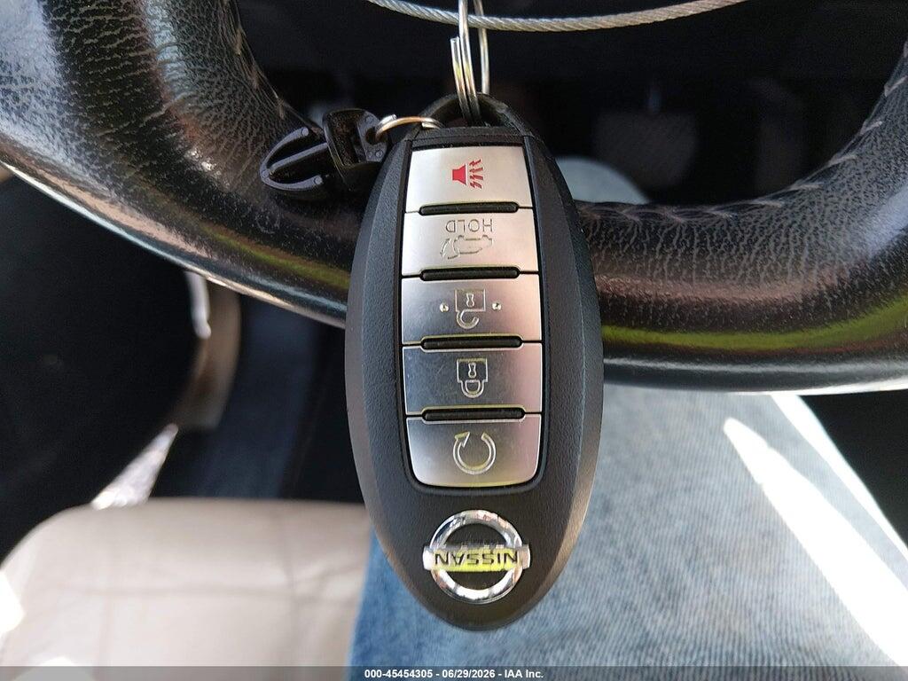JN8AY2NE9H9704545 2017 NISSAN ARMADA photo no. 11