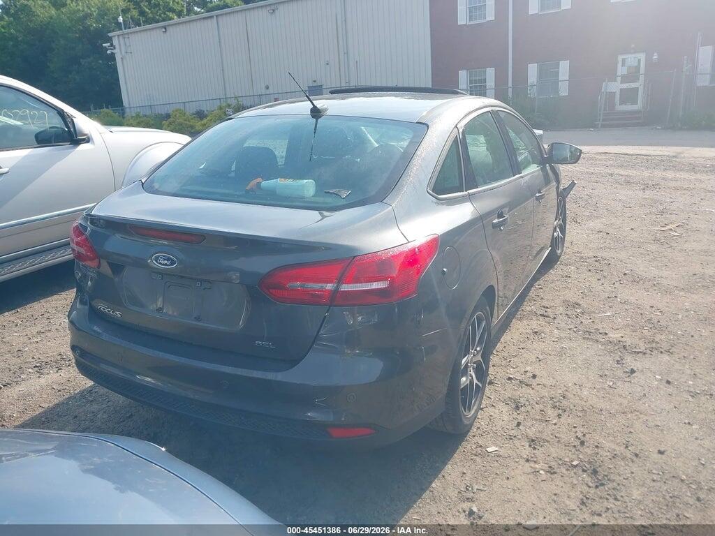 1FADP3H27JL283779 2018 FORD FOCUS photo no. 4