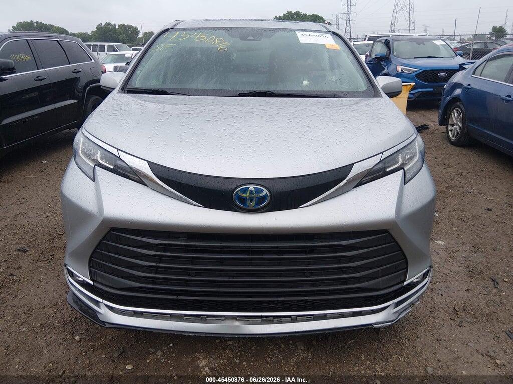5TDYRKEC7PS165414 2023 TOYOTA SIENNA photo no. 11