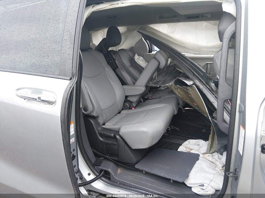 5TDYRKEC7PS165414 2023 TOYOTA SIENNA photo no. 8