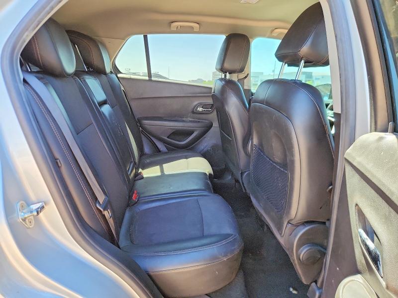 2021 CHEVROLET TRAX 1LT — Фото 11 из 14