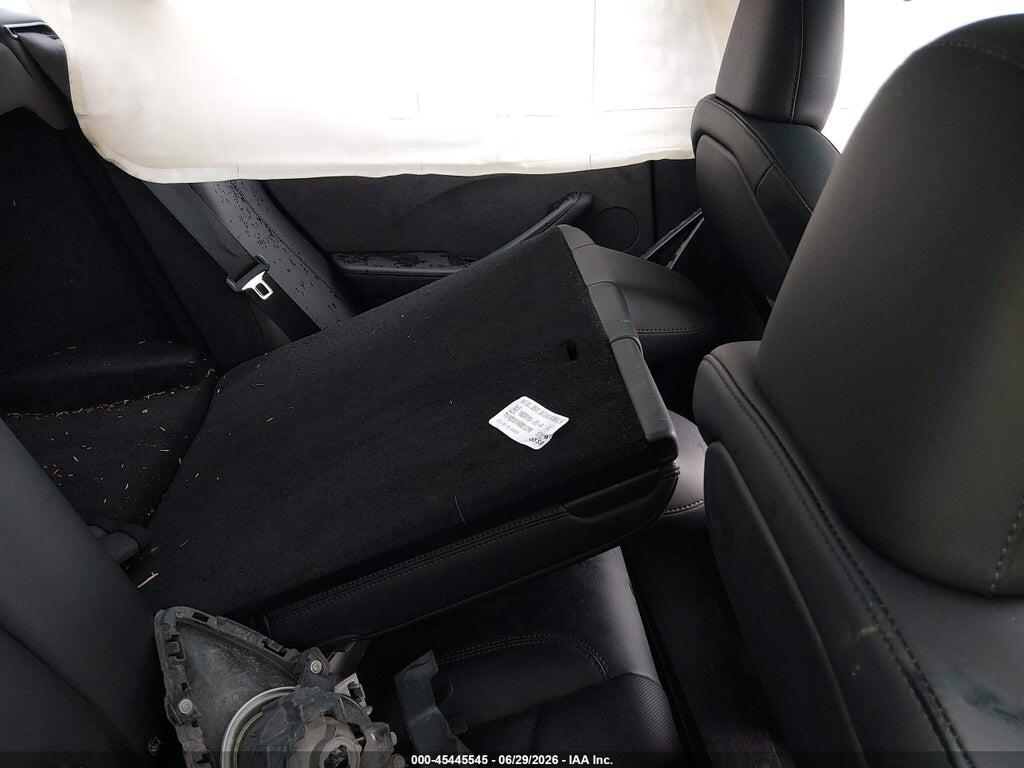 5YJ3E1EB3SF932695 2025 TESLA MODEL 3 photo no. 8