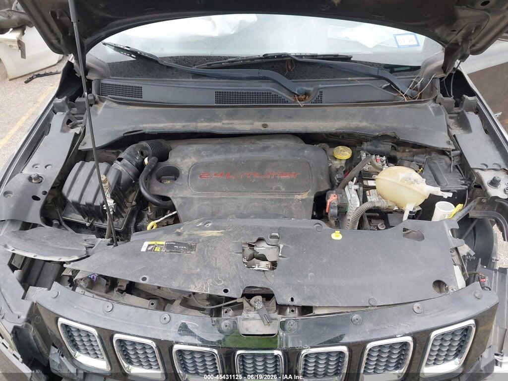 3C4NJDCB4JT442565 2018 JEEP COMPASS photo no. 10
