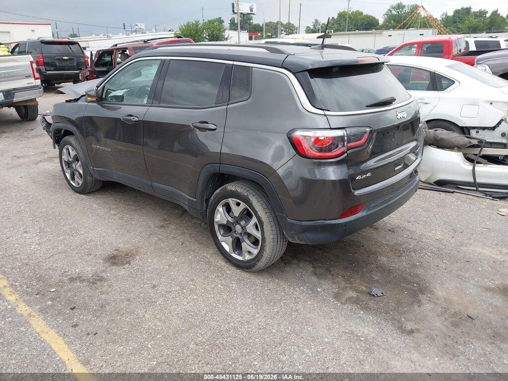 3C4NJDCB4JT442565 2018 JEEP COMPASS photo no. 3