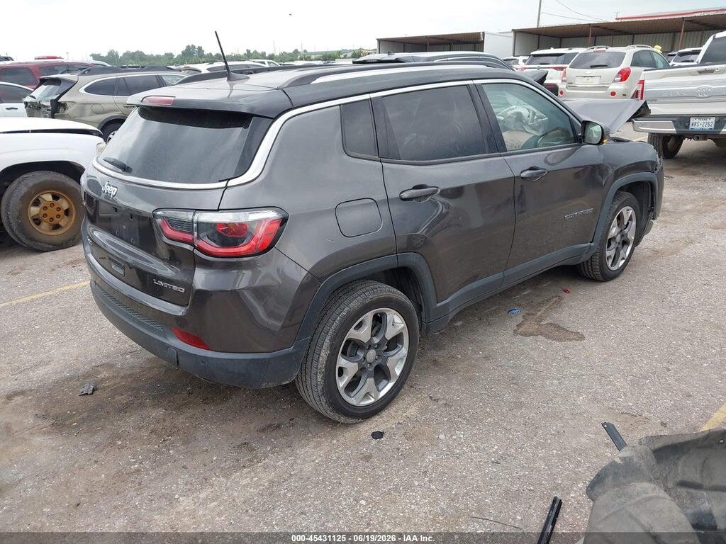 3C4NJDCB4JT442565 2018 JEEP COMPASS photo no. 4