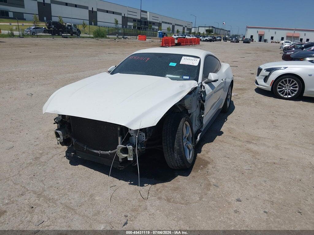 1FA6P8AM6H5309711 2017 FORD MUSTANG photo no. 2