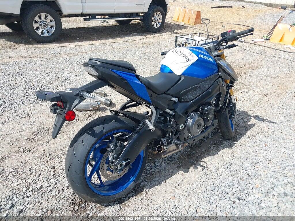 JS1EK11B2T7100094 2026 SUZUKI GSX-S1000 photo no. 4