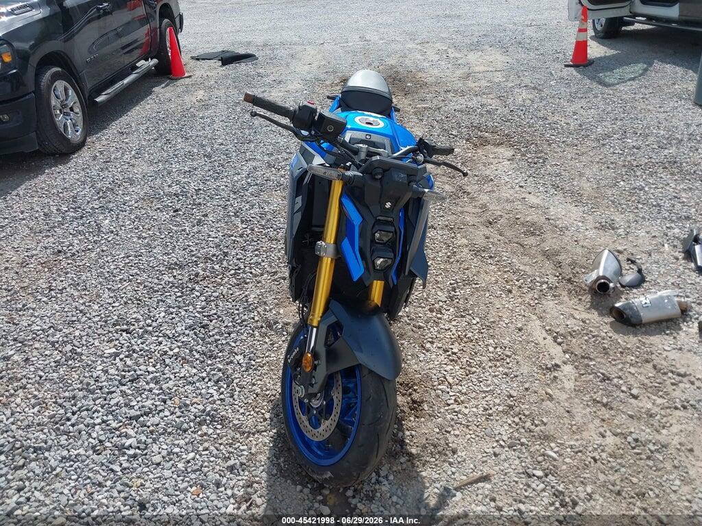 JS1EK11B2T7100094 2026 SUZUKI GSX-S1000 photo no. 5
