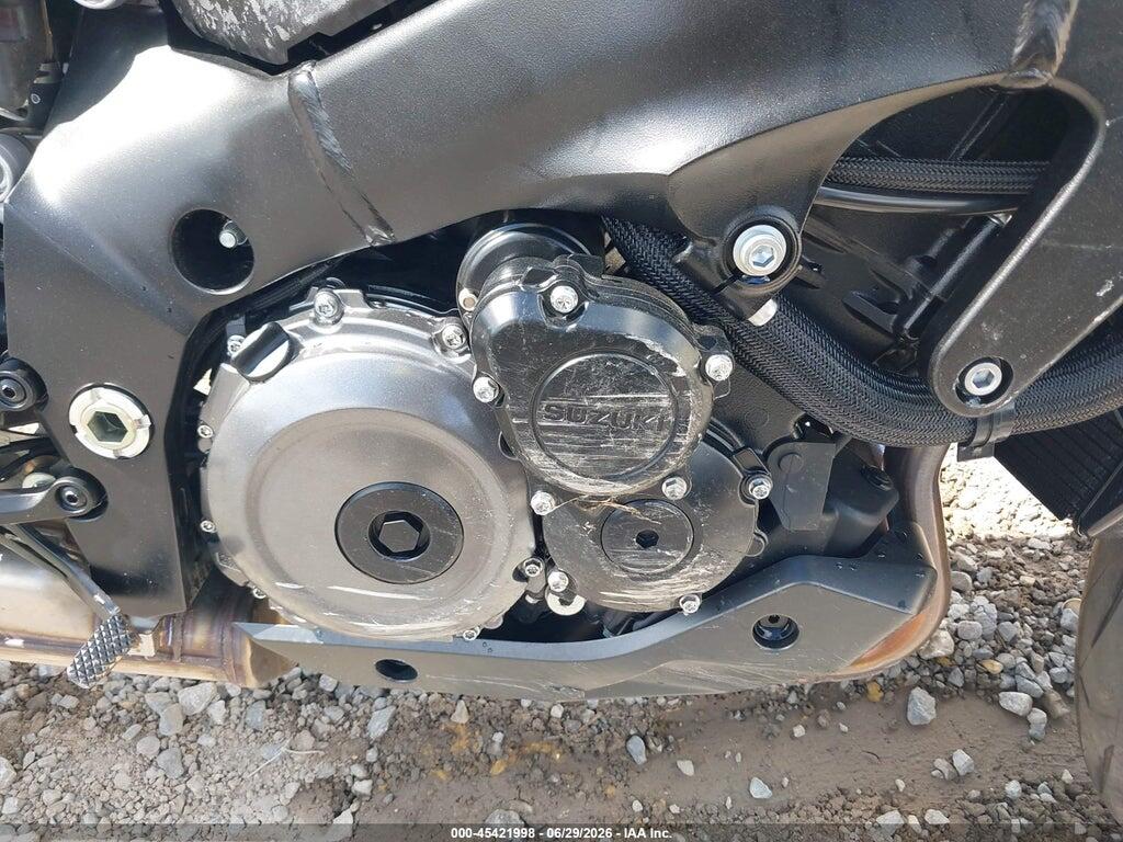 JS1EK11B2T7100094 2026 SUZUKI GSX-S1000 photo no. 8