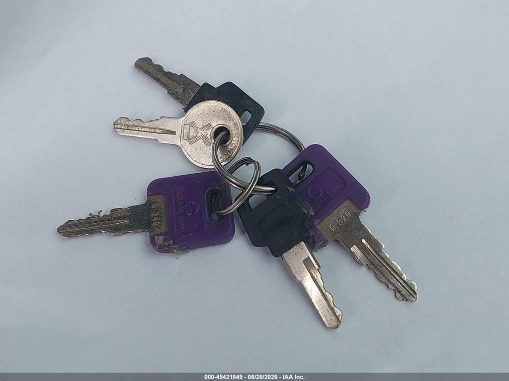 4X4TCKC24JX129147 2018 FORD CHEROKEE photo no. 11