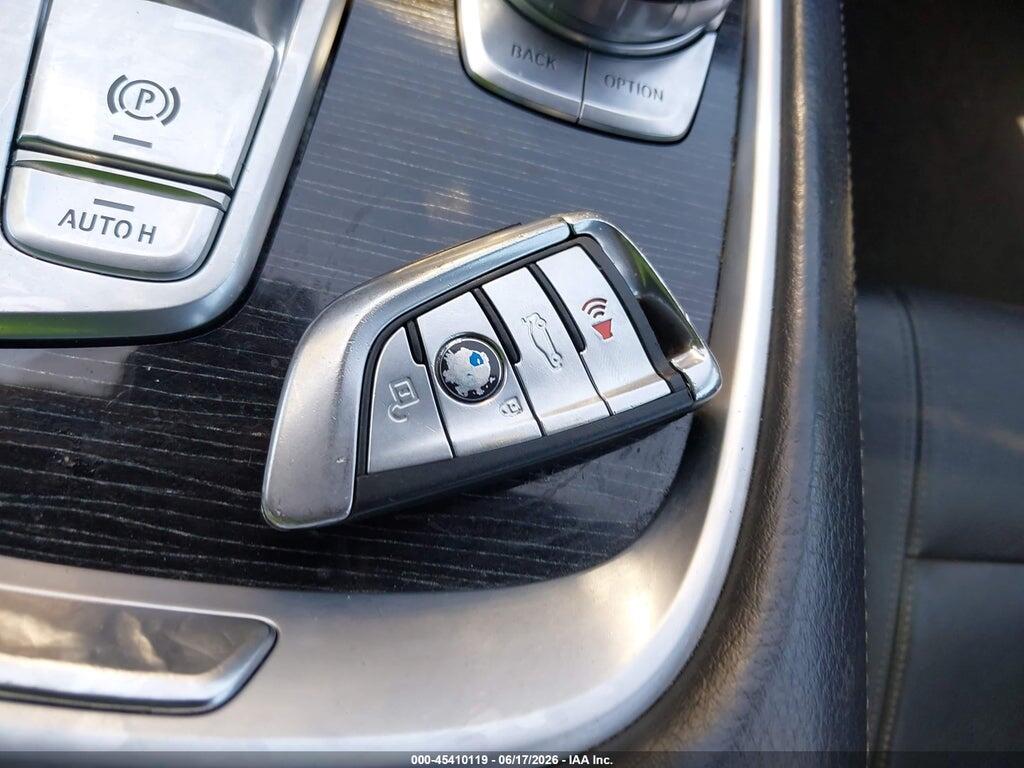 WBA7E2C56JG743027 2018 BMW 740I photo no. 11