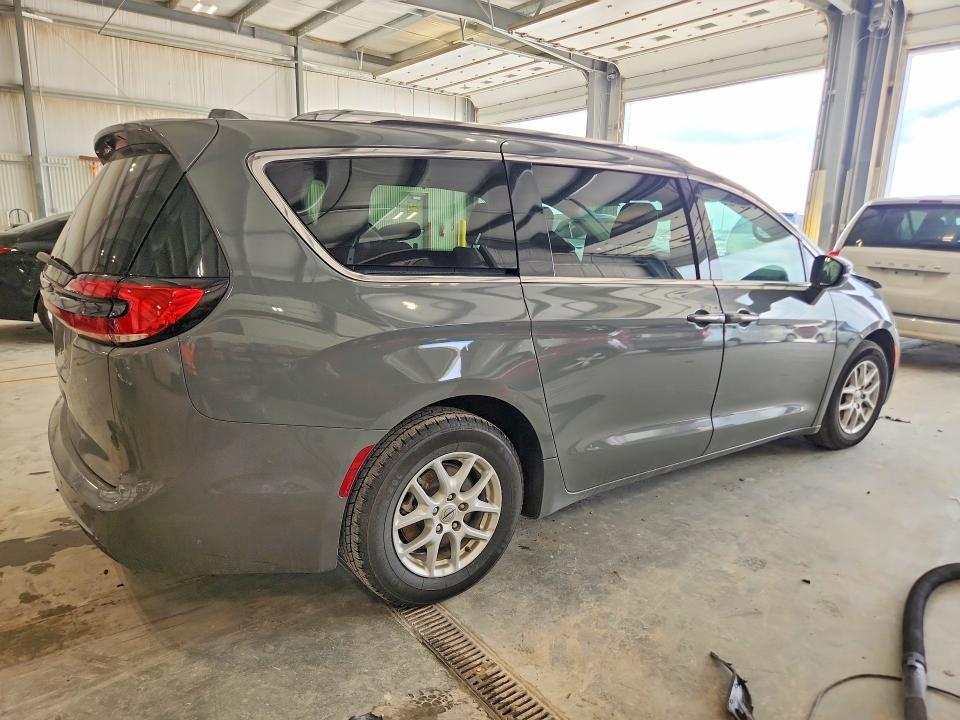 2021 CHRYSLER PACIFICA TOURING L — Фото 3 из 14