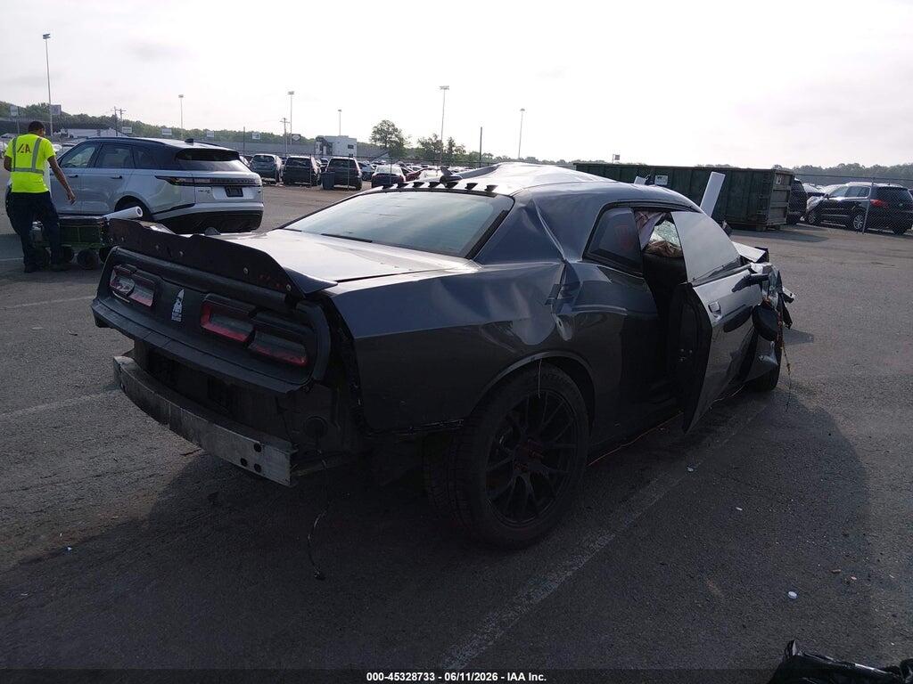 2C3CDZBT1GH162856 2016 DODGE CHALLENGER photo no. 4