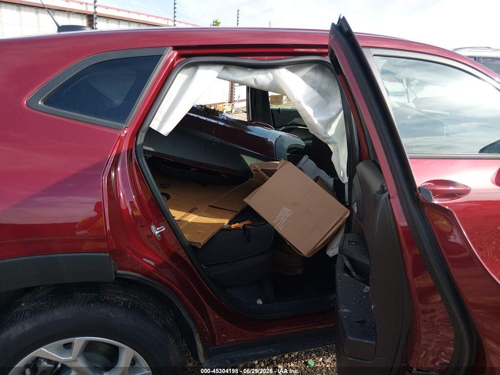 KL77LFEP8SC293420 2025 CHEVROLET TRAX photo no. 8