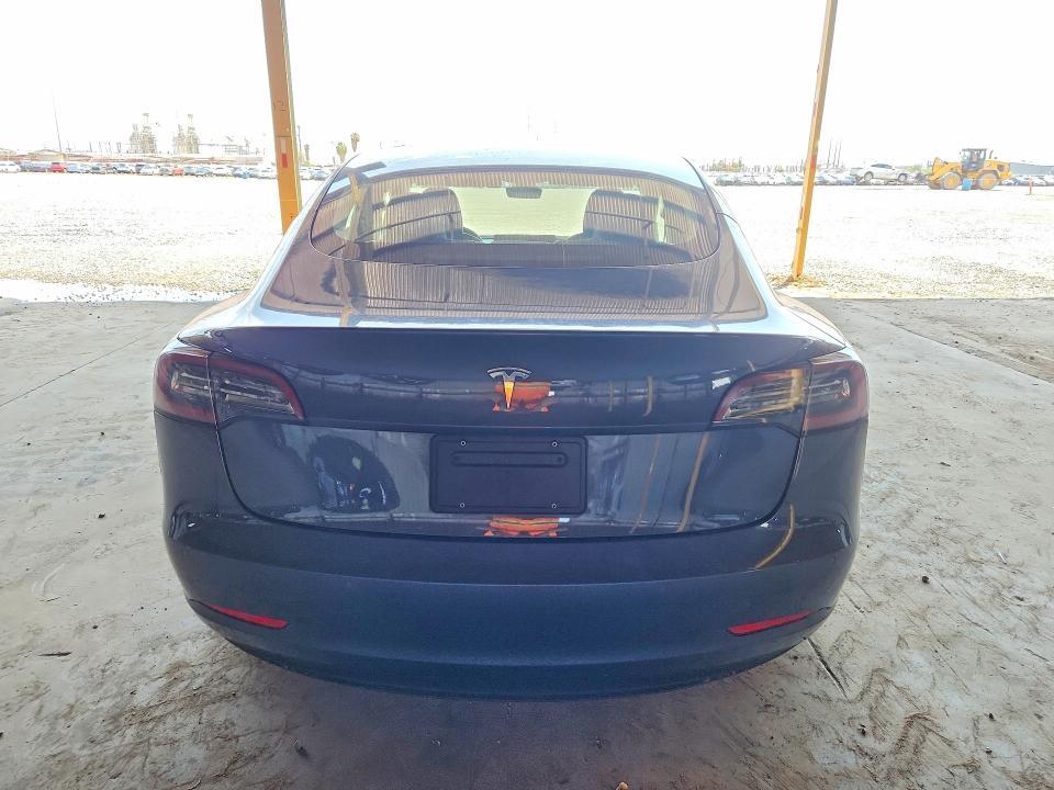 2022 TESLA MODEL 3 — Фото 6 из 12
