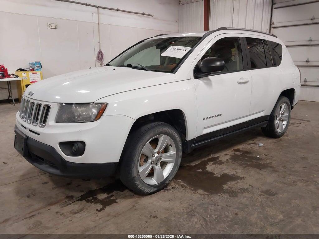 1C4NJDBB5GD549964 2016 JEEP COMPASS photo no. 2