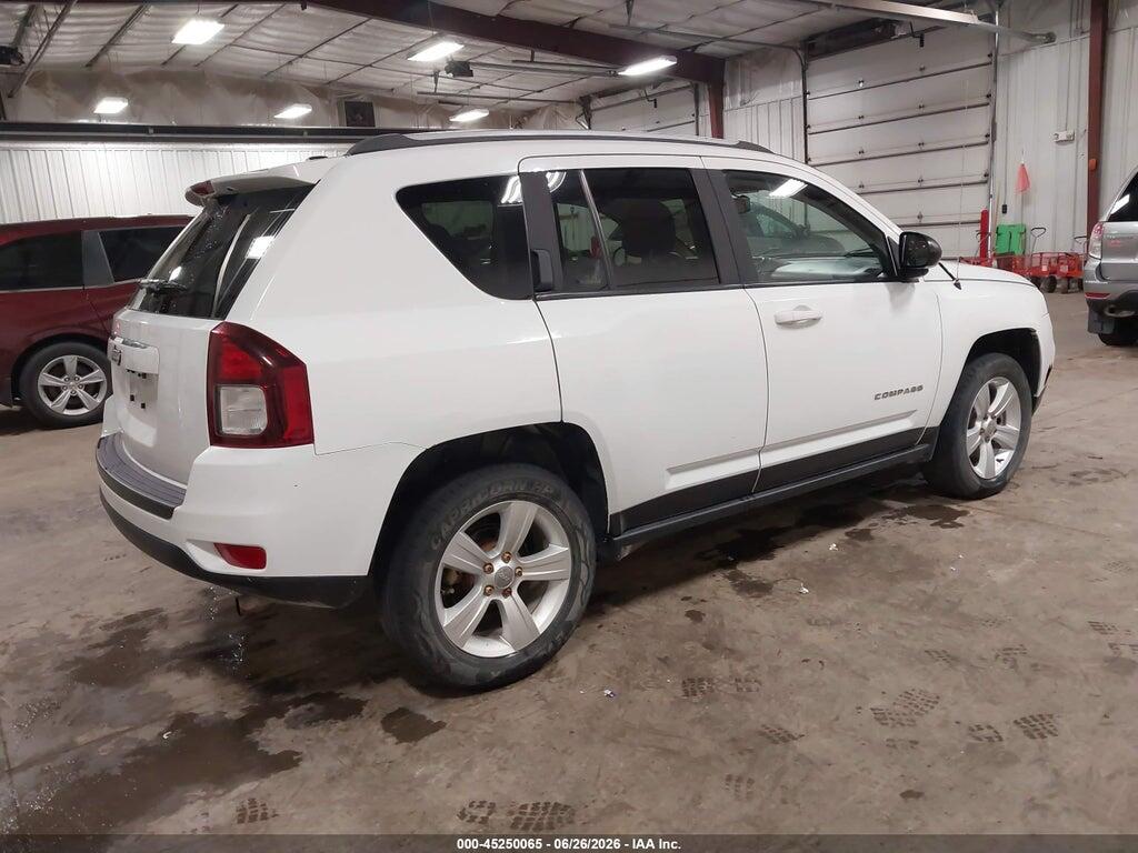 1C4NJDBB5GD549964 2016 JEEP COMPASS photo no. 4