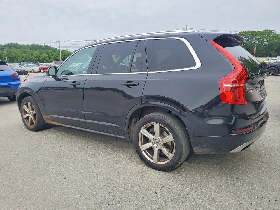 2021 VOLVO XC90 T6 MOMENTUM — Фото 2 из 13
