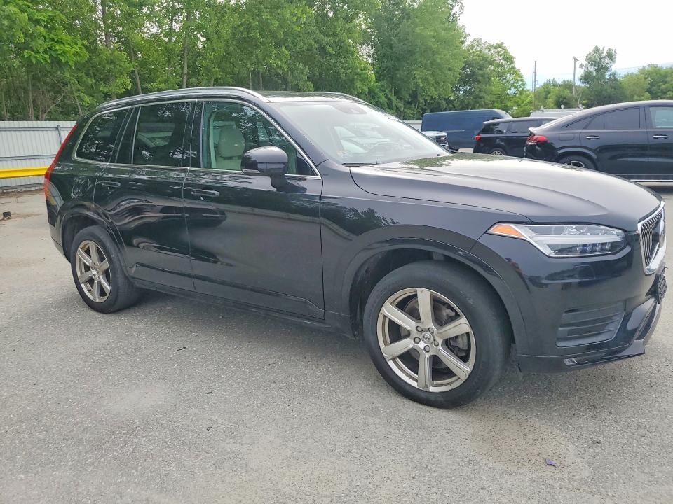 2021 VOLVO XC90 T6 MOMENTUM — Фото 4 из 13