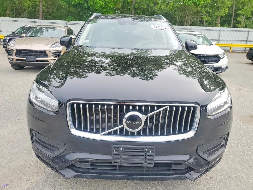 2021 VOLVO XC90 T6 MOMENTUM — Фото 5 из 13