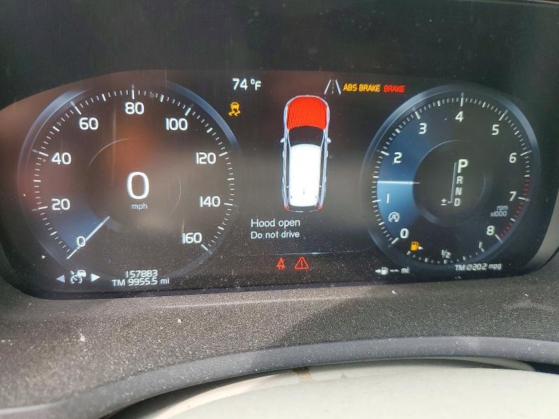 2021 VOLVO XC90 T6 MOMENTUM — Фото 9 из 13