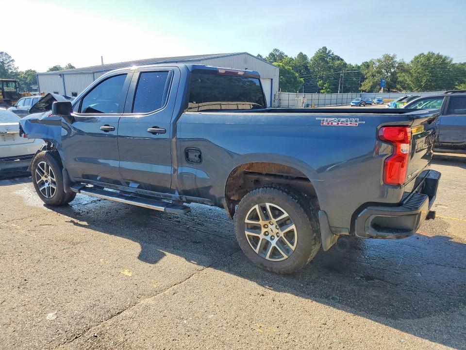 1GCRYCEH1LZ359566 2020 CHEVROLET SILVERADO photo no. 2