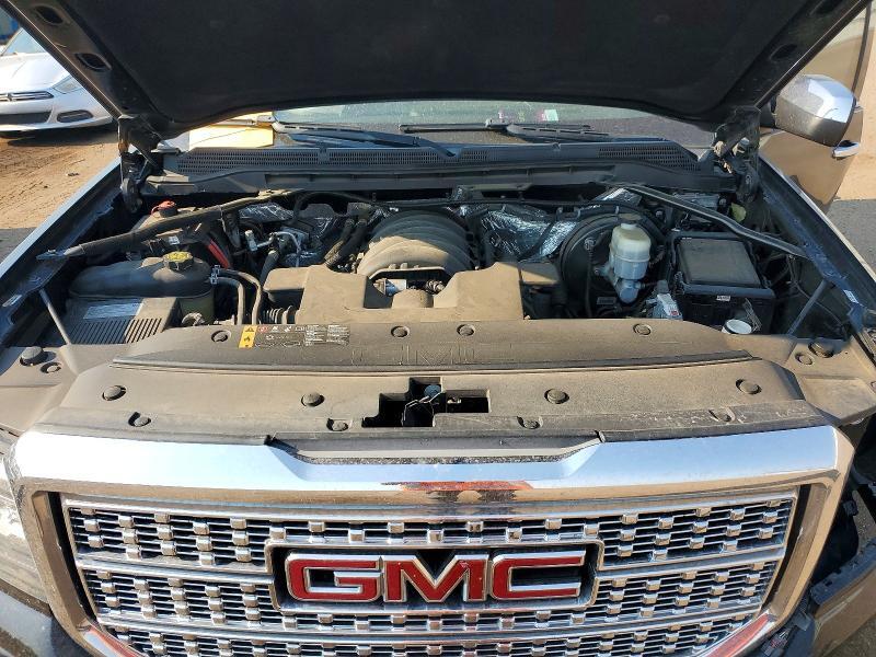 2017 GMC SIERRA K1500 DENALI — Фото 11 из 12