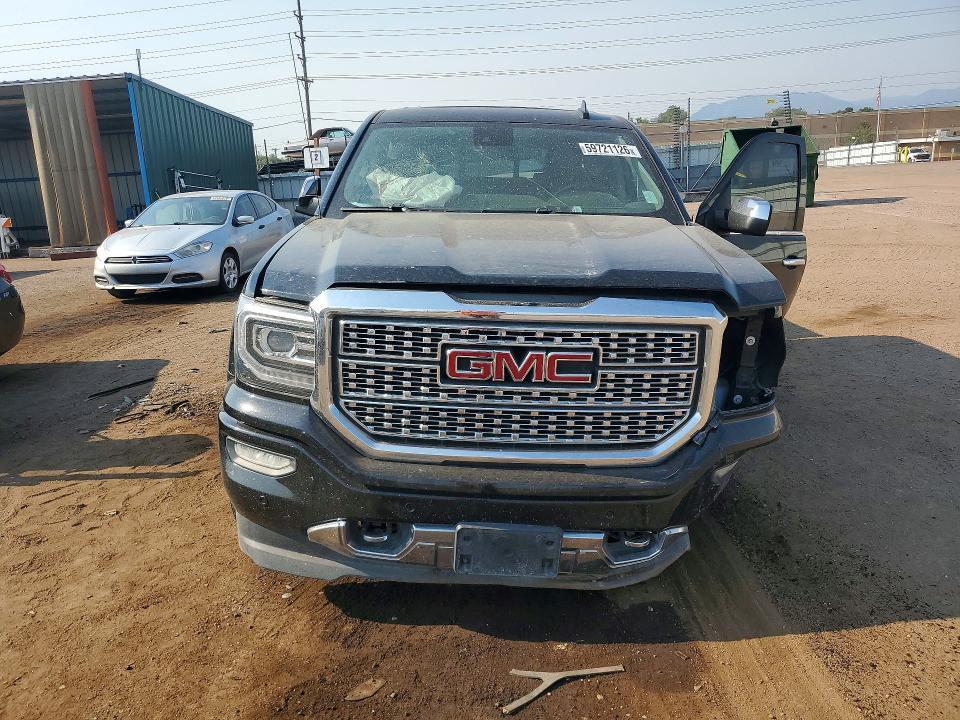 2017 GMC SIERRA K1500 DENALI — Фото 5 из 12