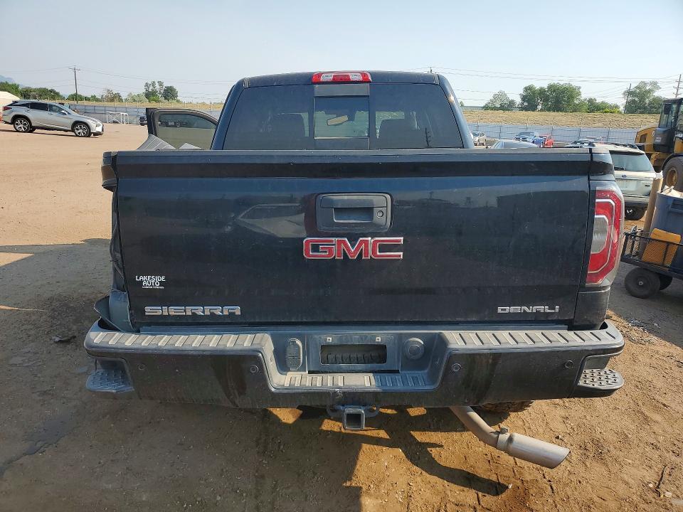 2017 GMC SIERRA K1500 DENALI — Фото 6 из 12