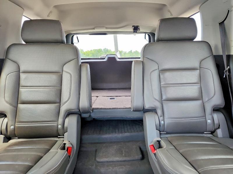 2020 GMC YUKON DENALI — Фото 10 из 14