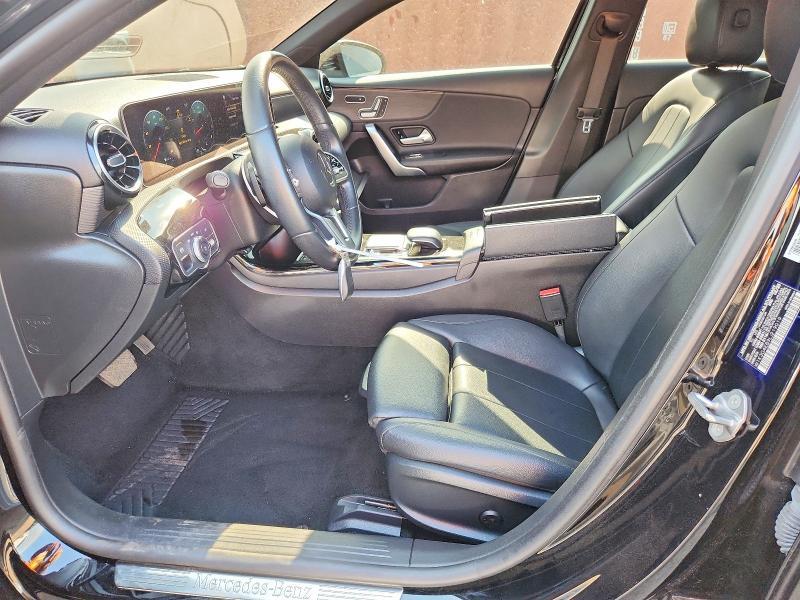 2020 MERCEDES-BENZ A 220 — Фото 7 из 13