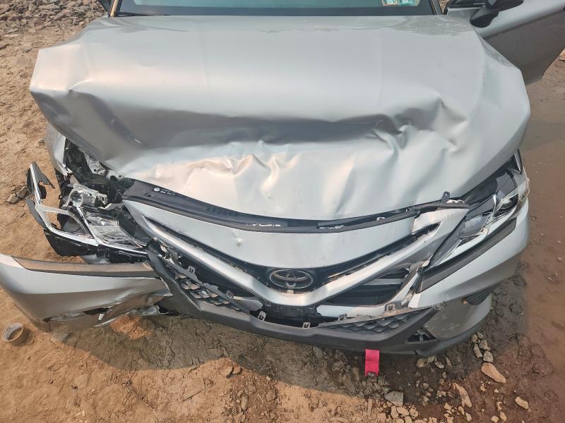 2020 TOYOTA CAMRY SE NIGHTSHADE — Фото 11 из 12