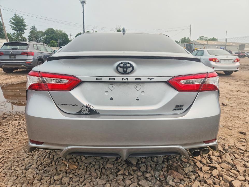 2020 TOYOTA CAMRY SE NIGHTSHADE — Фото 6 из 12