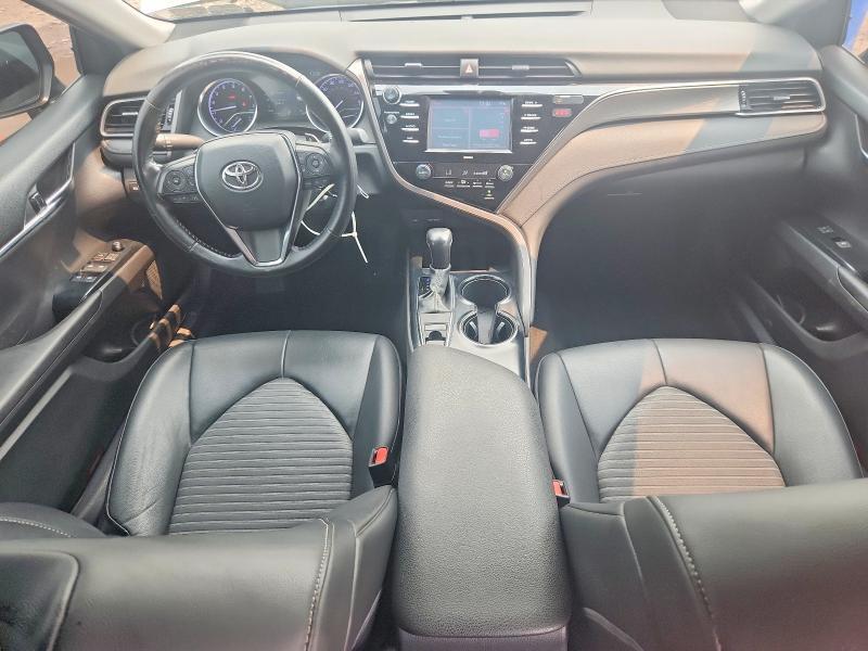 2020 TOYOTA CAMRY SE NIGHTSHADE — Фото 8 из 12