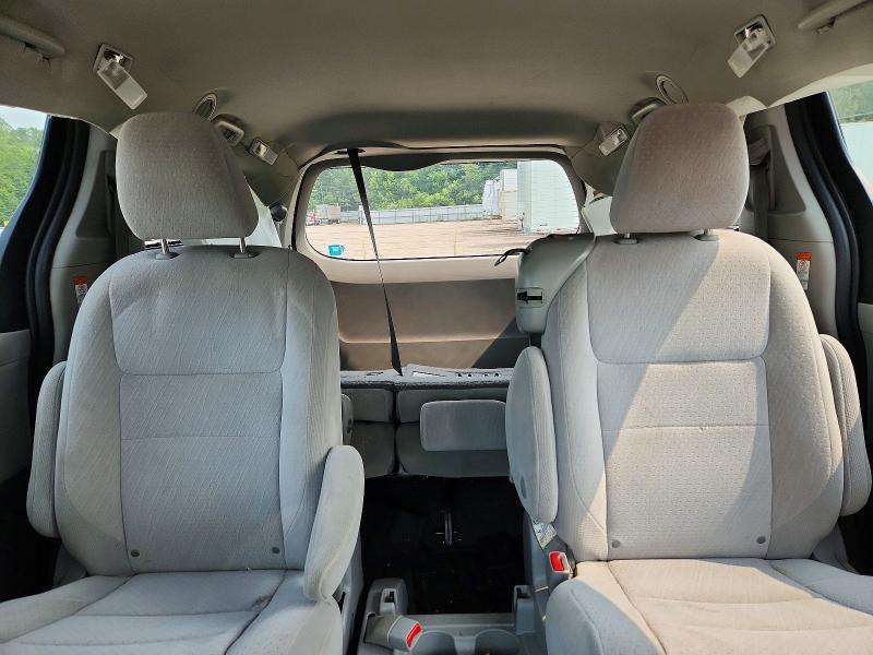 2020 TOYOTA SIENNA LE — Фото 10 из 13