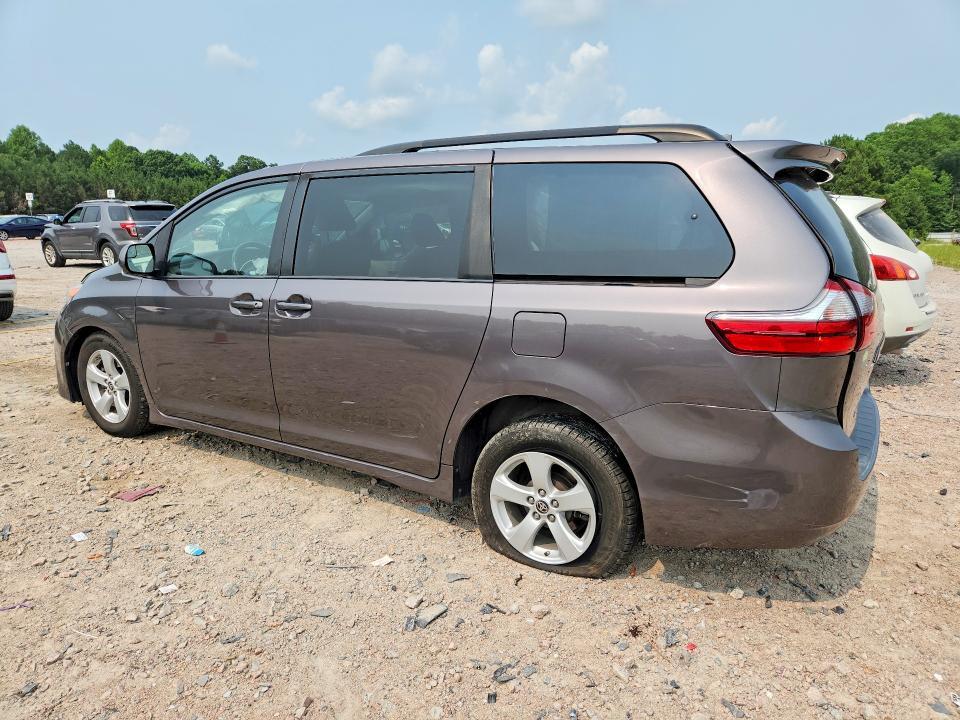 2020 TOYOTA SIENNA LE — Фото 2 из 13
