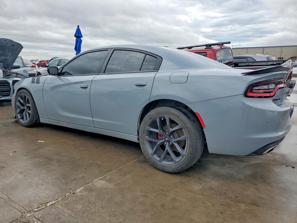 2021 DODGE CHARGER SXT — Фото 2 из 12
