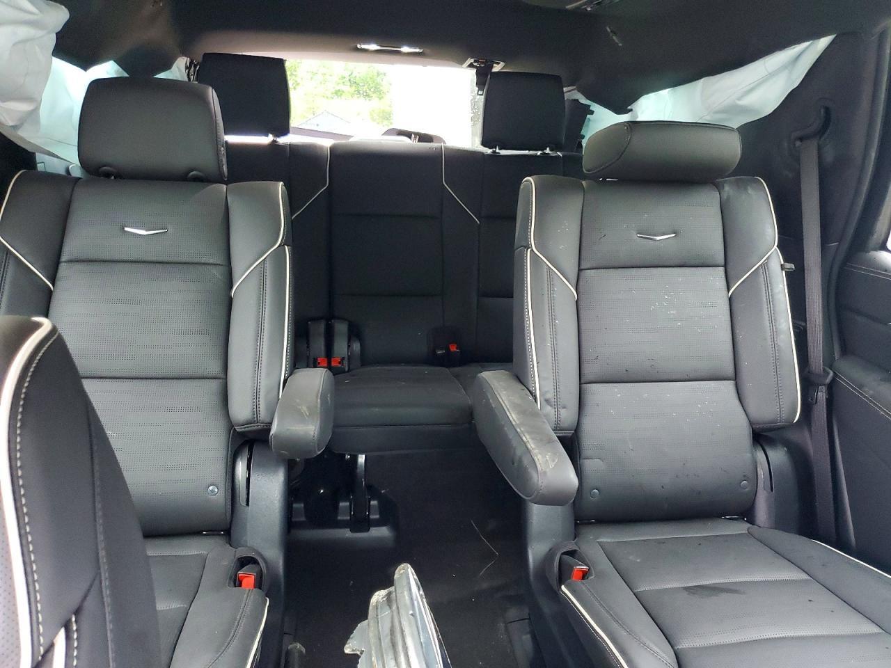 2025 CADILLAC ESCALADE SPORT — Фото 10 из 13