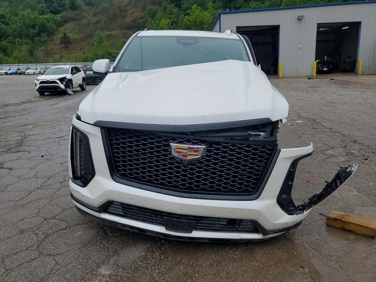 2025 CADILLAC ESCALADE SPORT — Фото 5 из 13