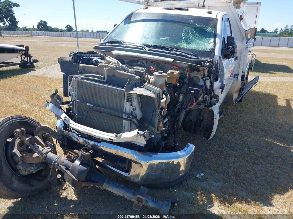 1HTKJPVK0KH863655 2019 CHEVROLET SILVERADO 6500HD photo no. 11