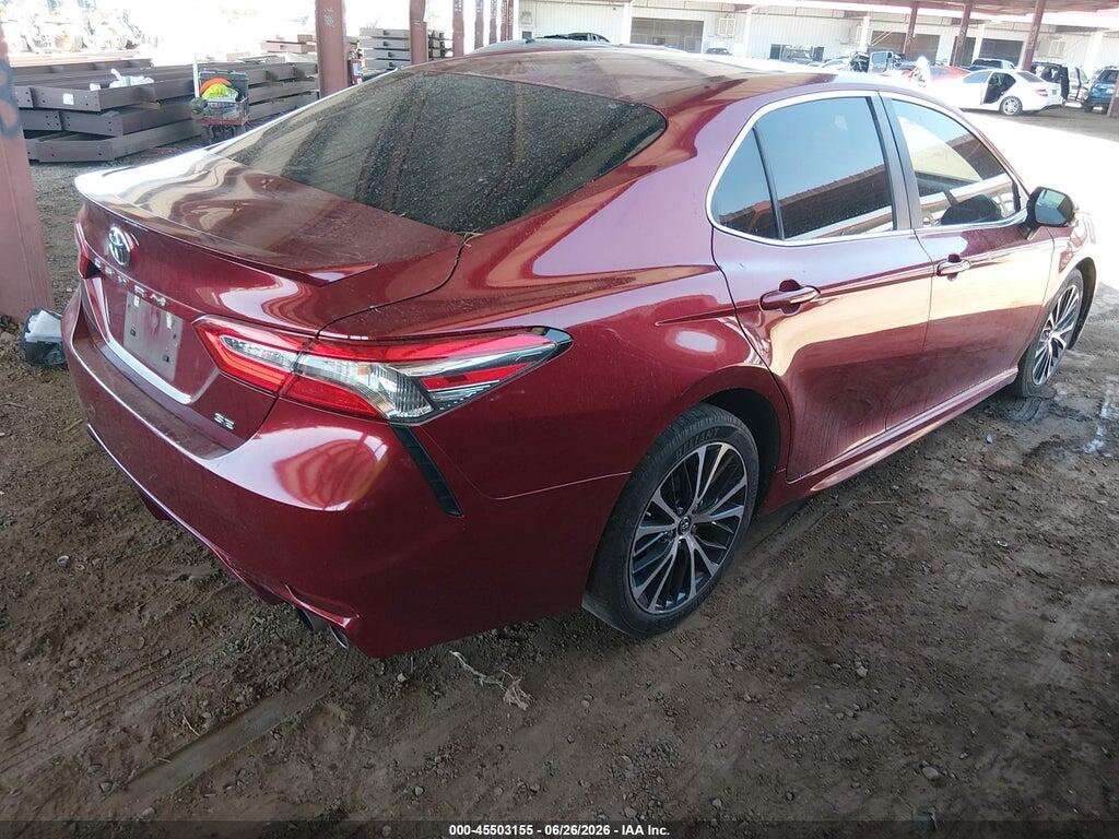 4T1B11HKXJU665303 2018 TOYOTA CAMRY photo no. 4